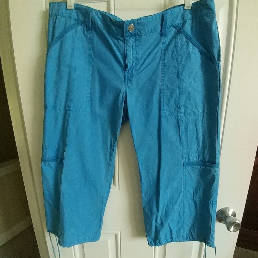 Tommy teal turquoise cropped cargo style 13